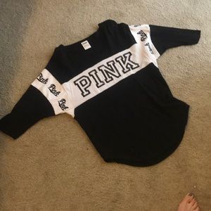 Victoria’s Secret PINK t-shirt. NEVER WORN.